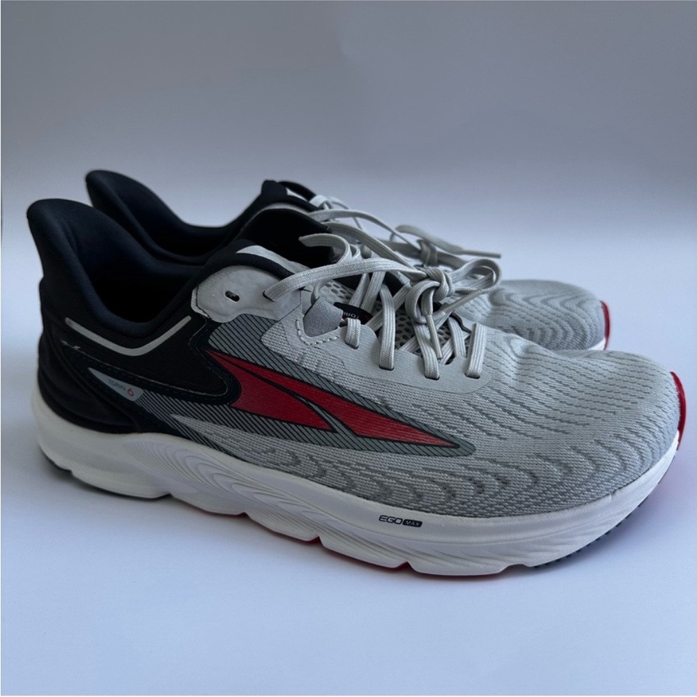 Brand New Men’s Altra Torin 6 Running Shoes - Size 9